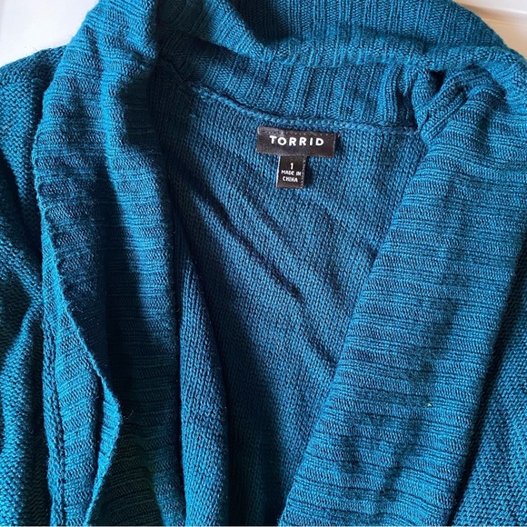 Torrid drape front ombré sweater - Picture 2 of 3